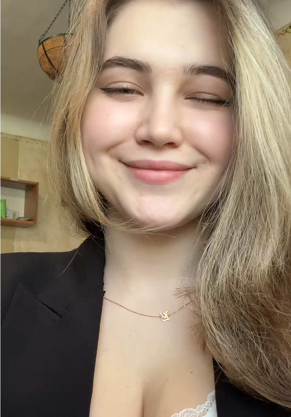 @Ќ