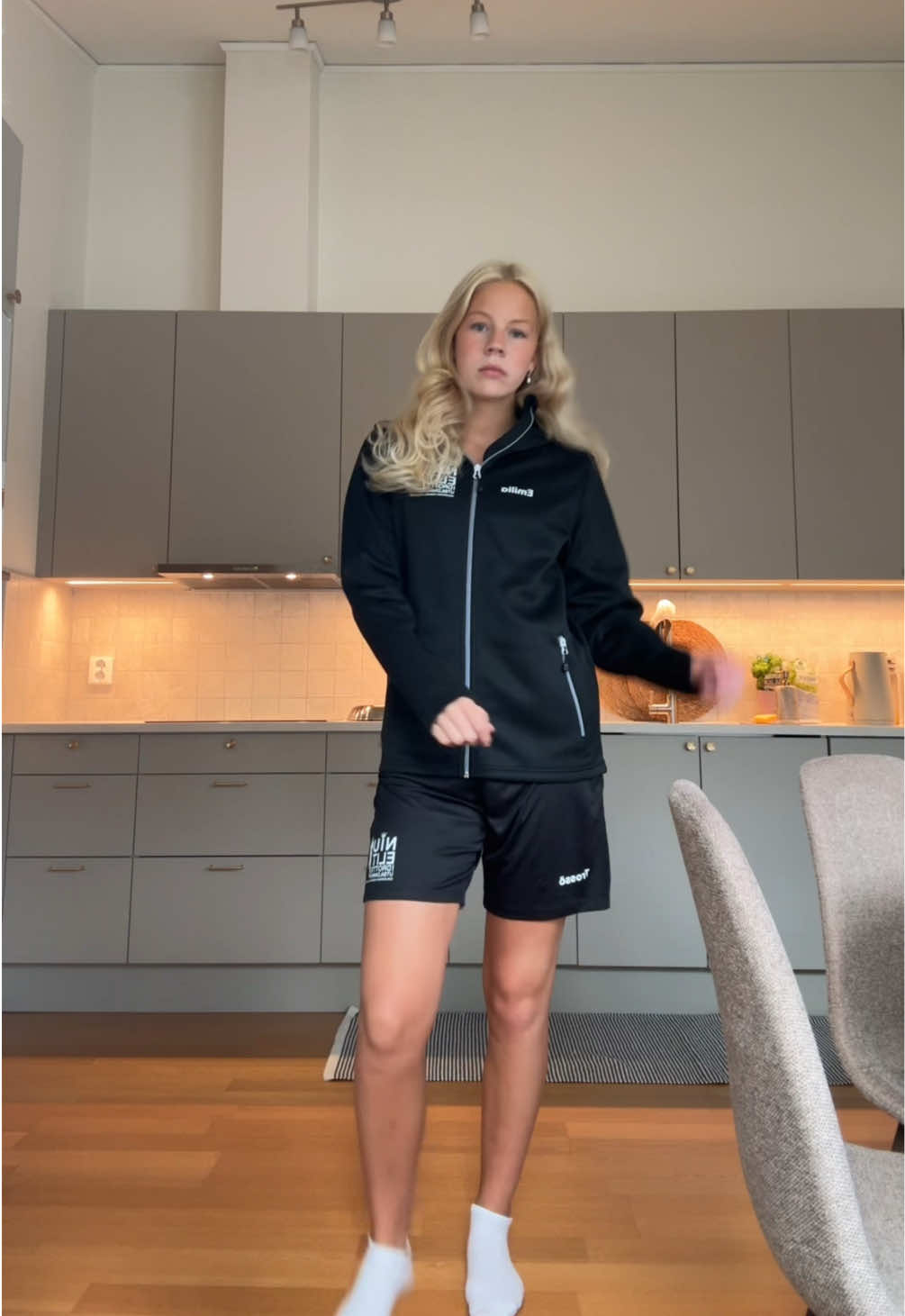 @Emilia Tross&ouml;