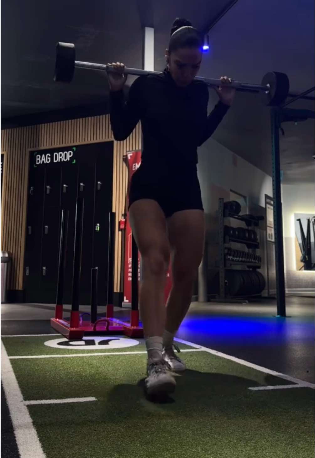 @curvedbydi