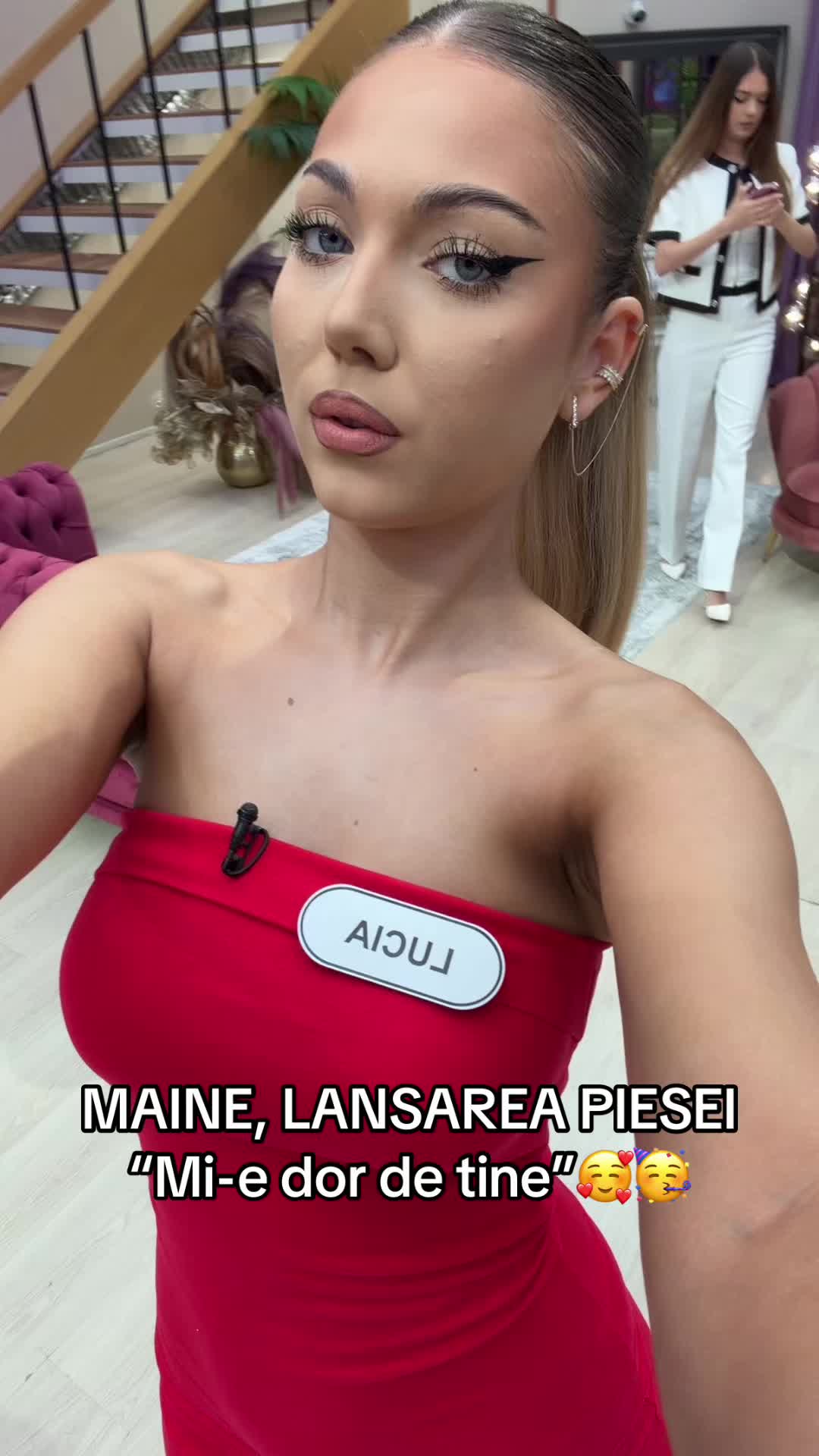 @lucy