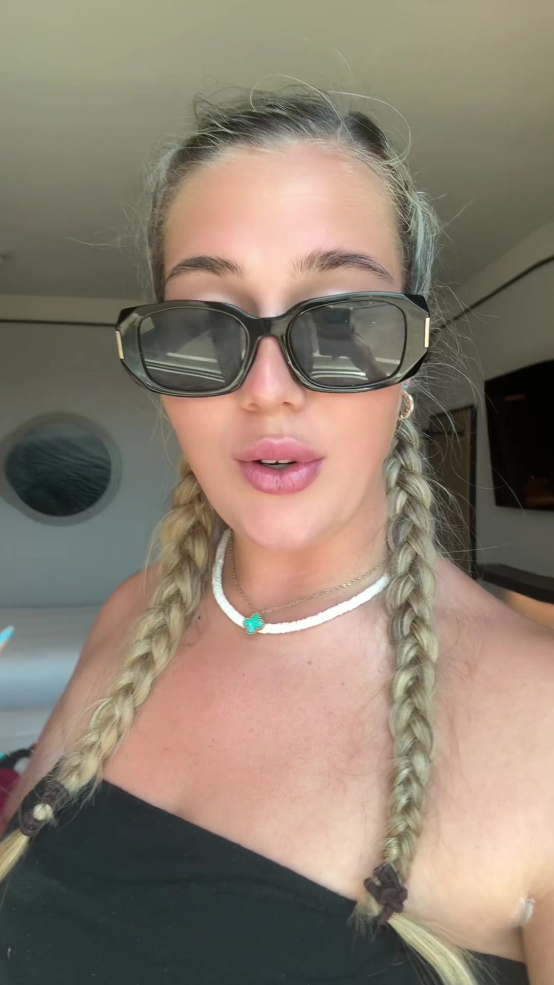 @Miacb__