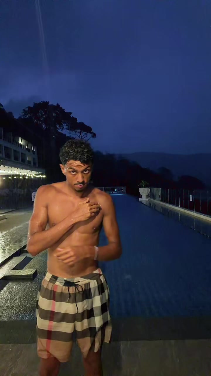 @Girafe_10🦒