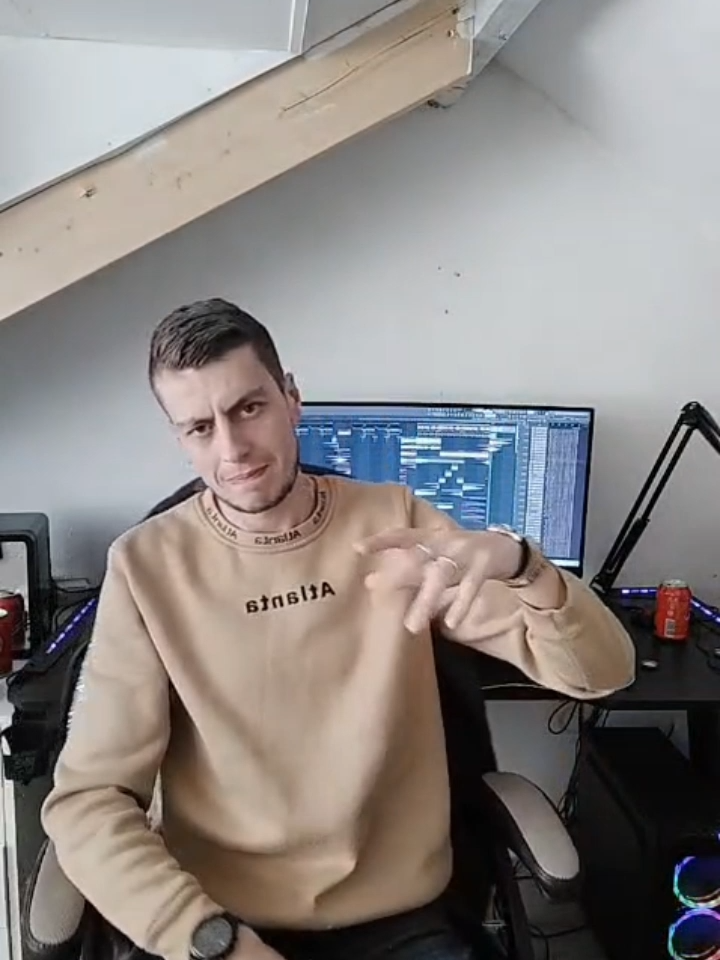 @R&Ouml;VAK_uptempo