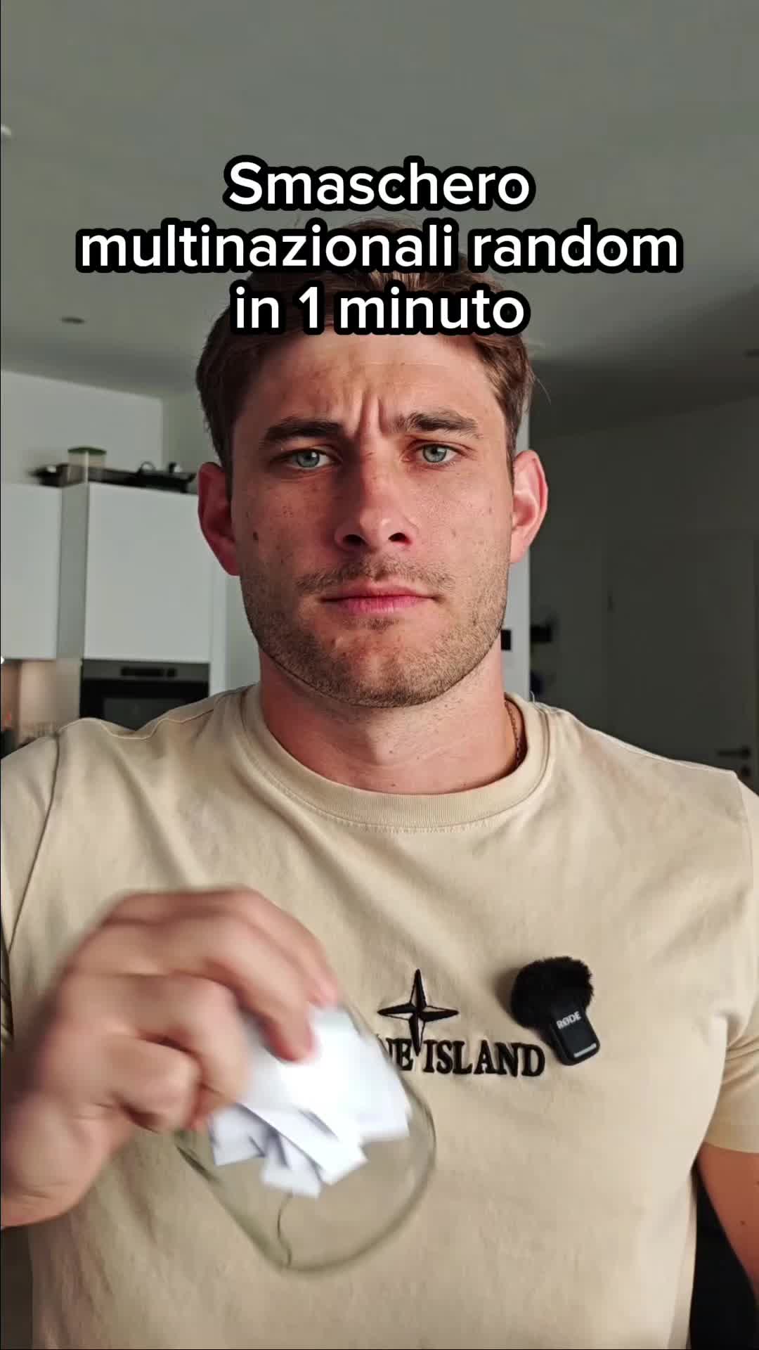 @Panik_satira