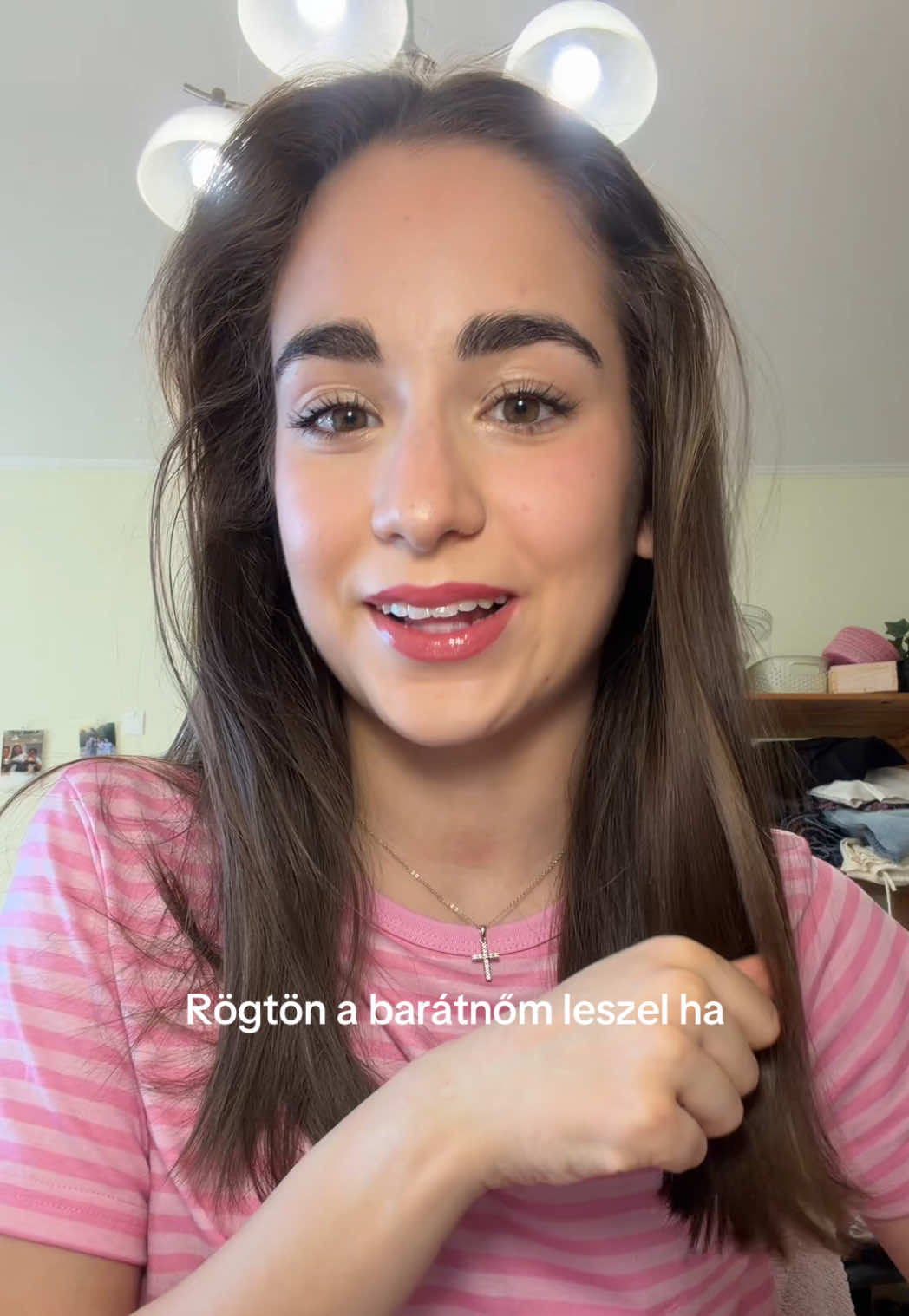 @zs&oacute;ka
