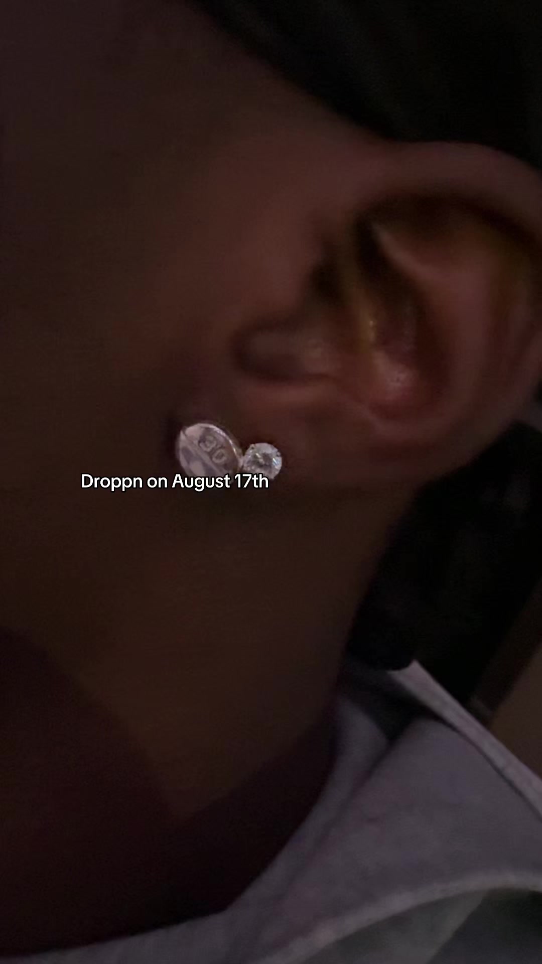 @️