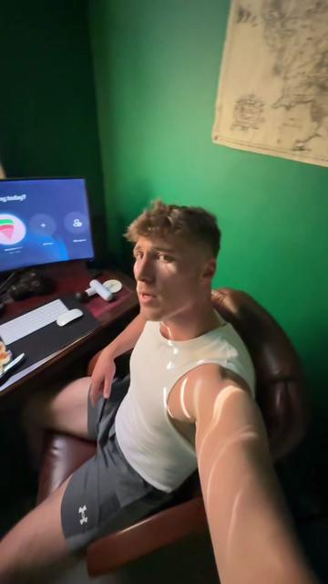 @MaxariesX