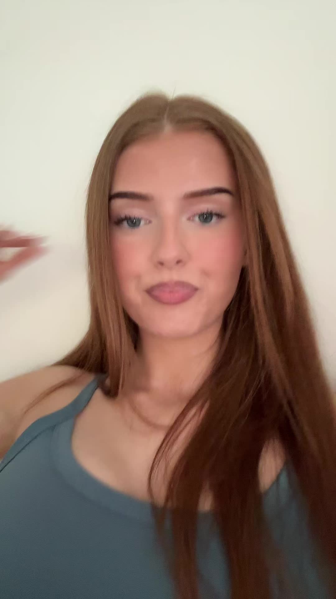 @katiebellyt