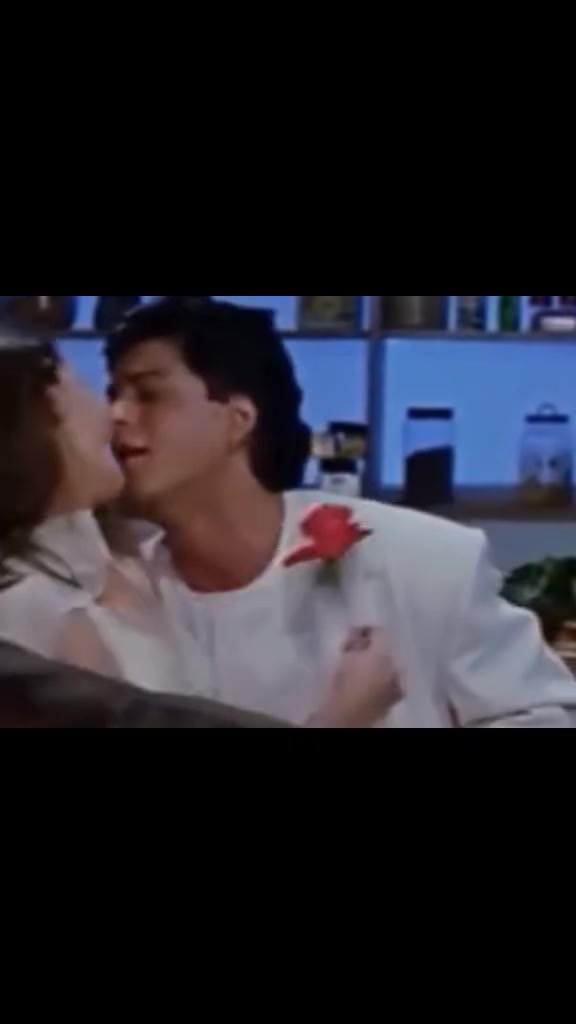 @Saung_bollywood 💫
