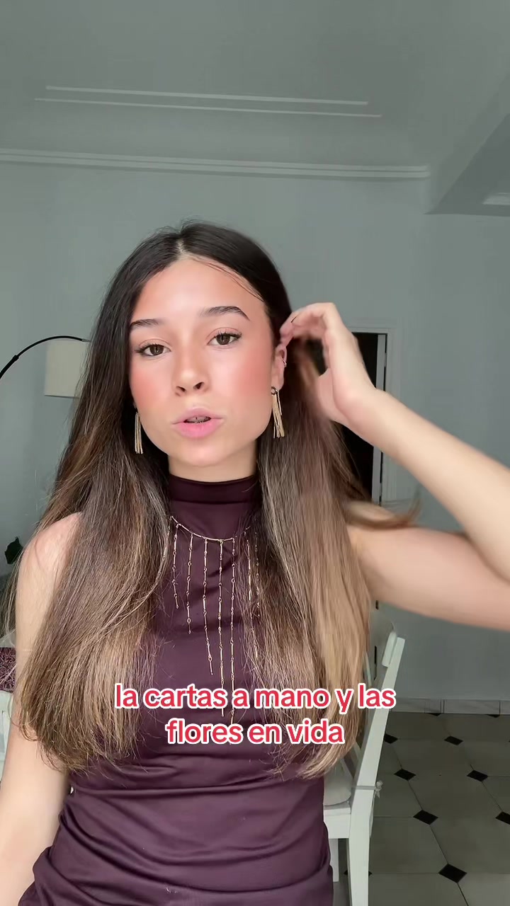 @carolinee