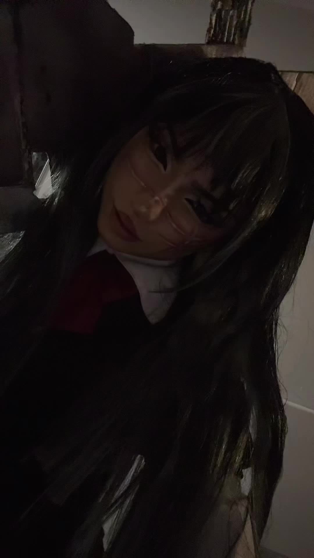 @lara >_<