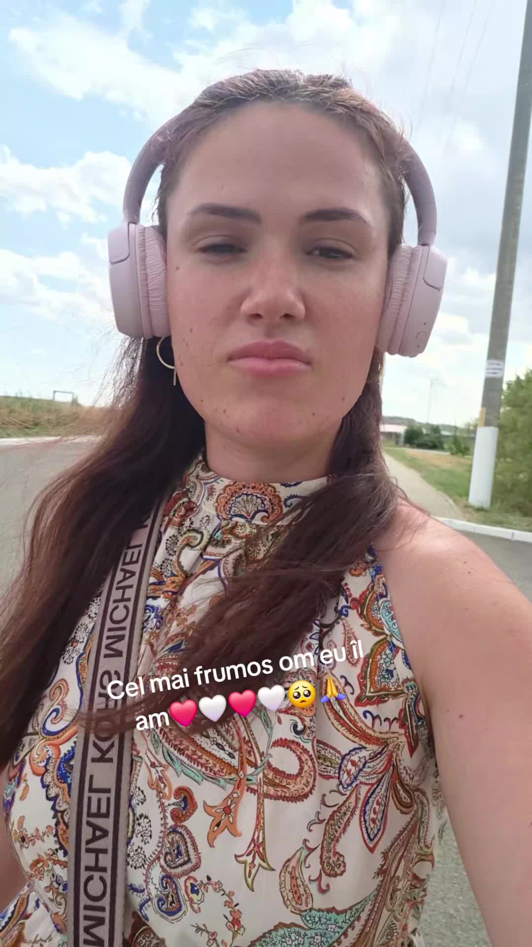 @danielaloveionut15