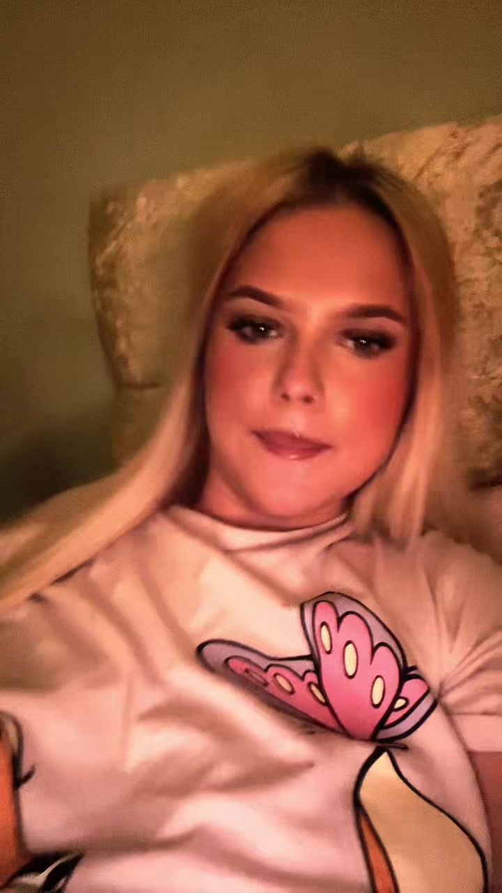 @Amielouise18