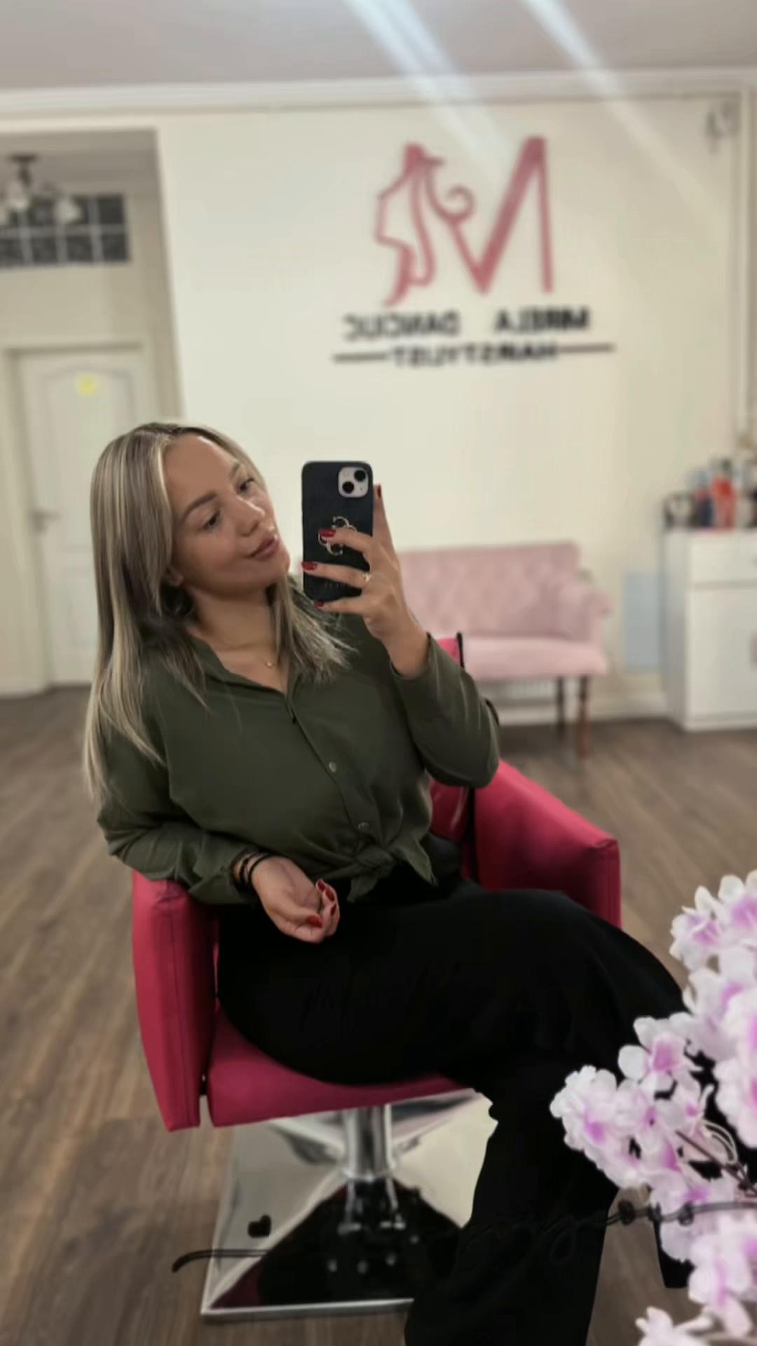 @M_Ella_24🦋