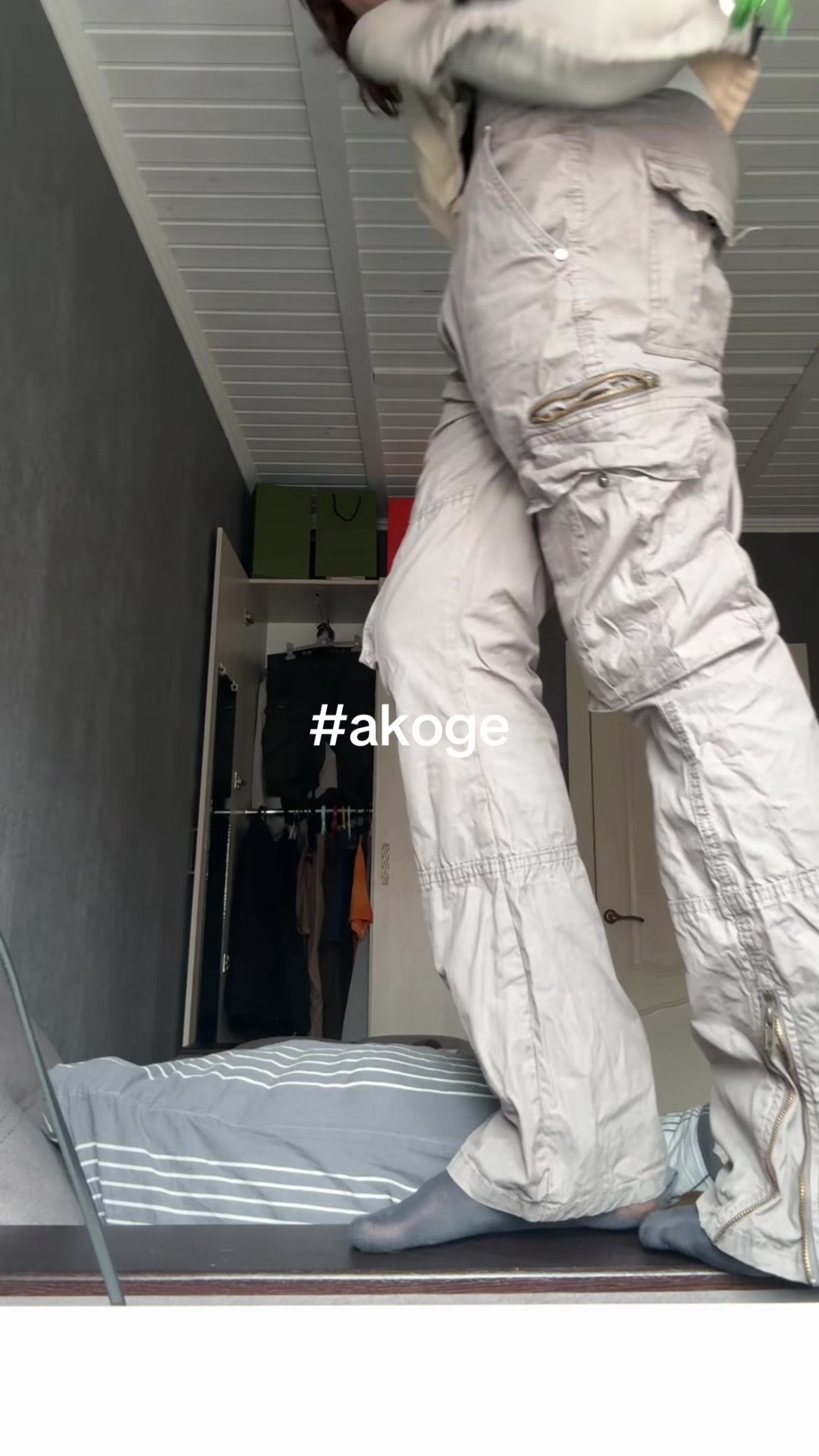@bezbach