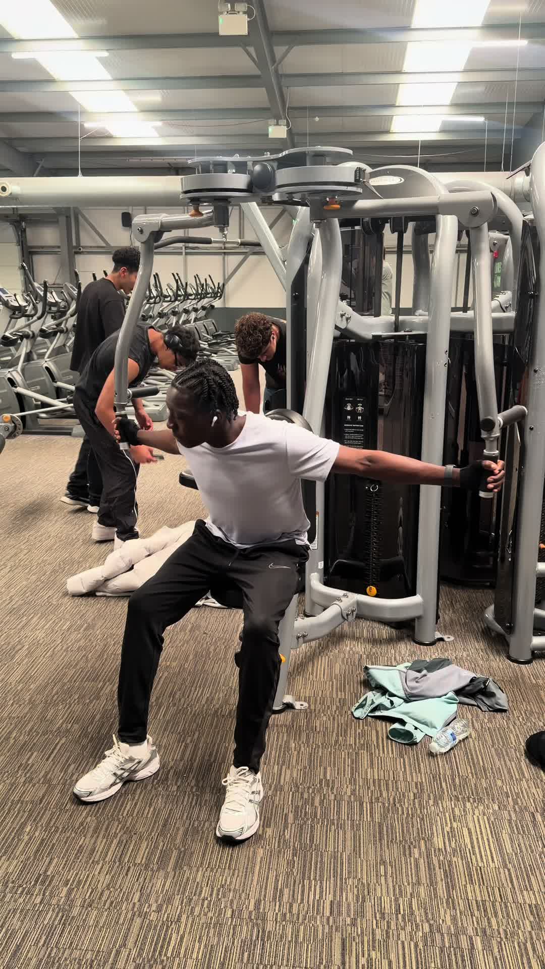 @fitnesswithibz