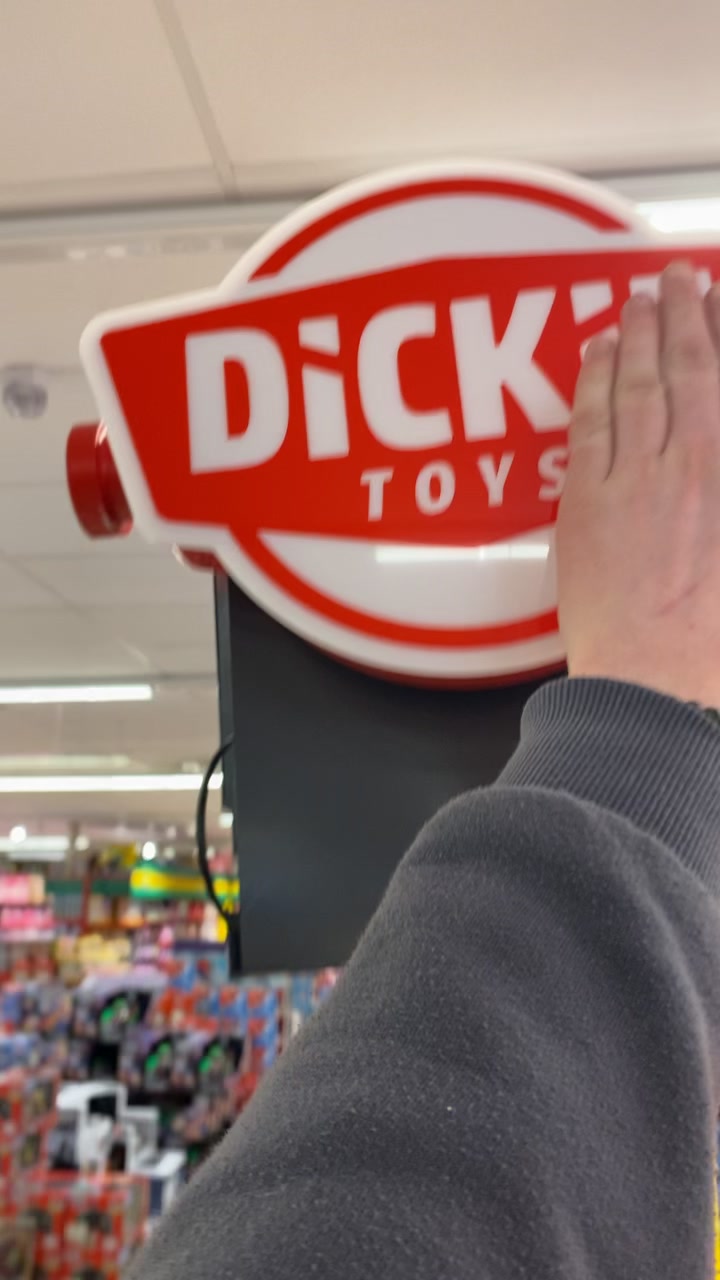 @lukas_pettersen