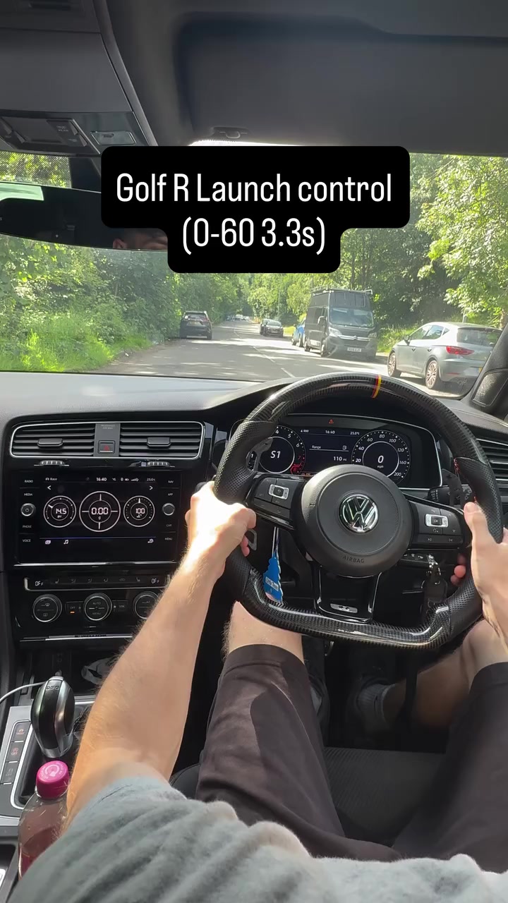 @Golf_R...👻💨🔞