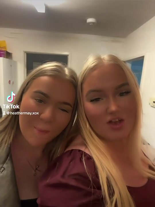 @danielle_walsh_21