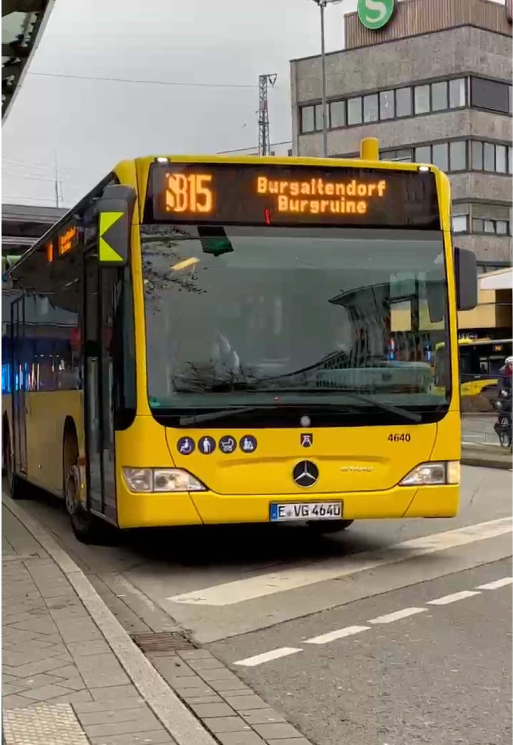 @Trainspotterin_Alina🧃