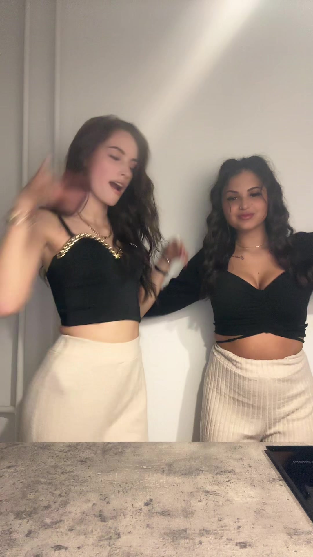 @vivike