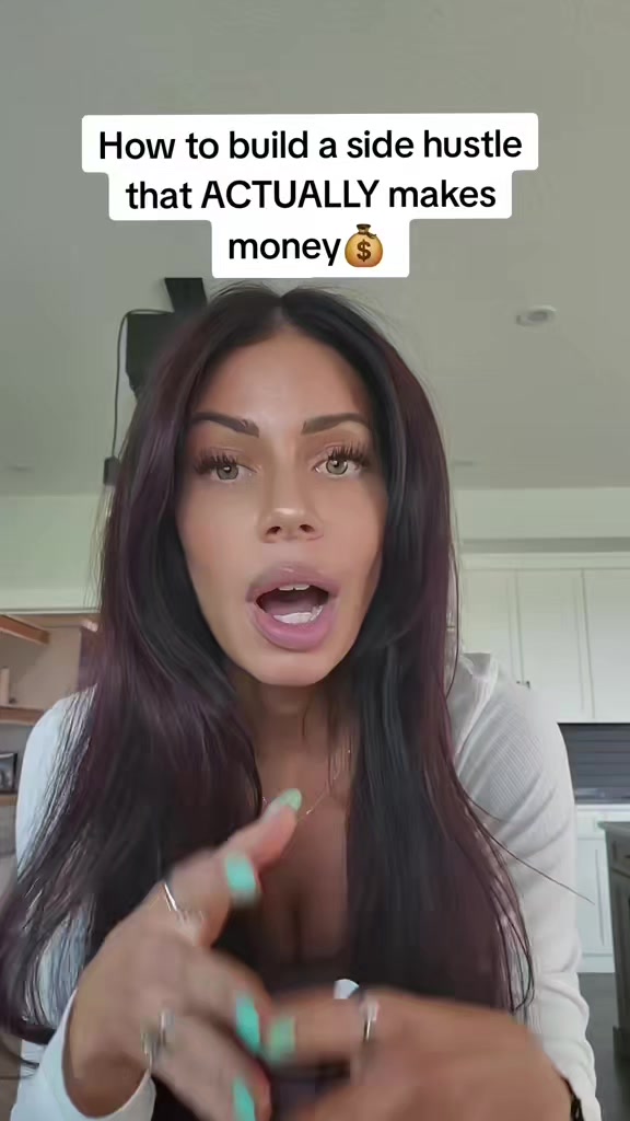 @Nicole Victoria | Money Coach