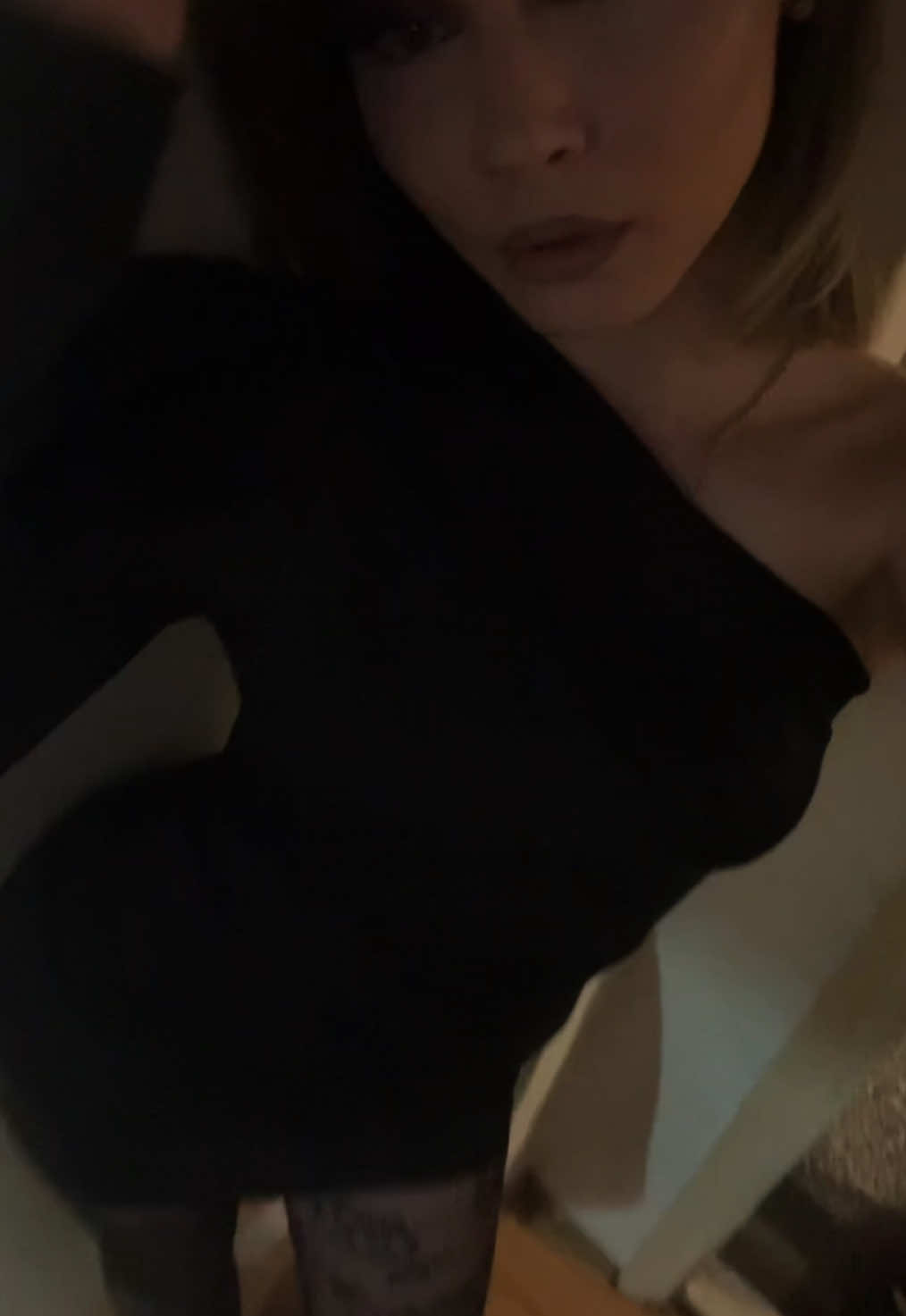 @𝔧𝔬𝔳𝔞𝔫𝔞