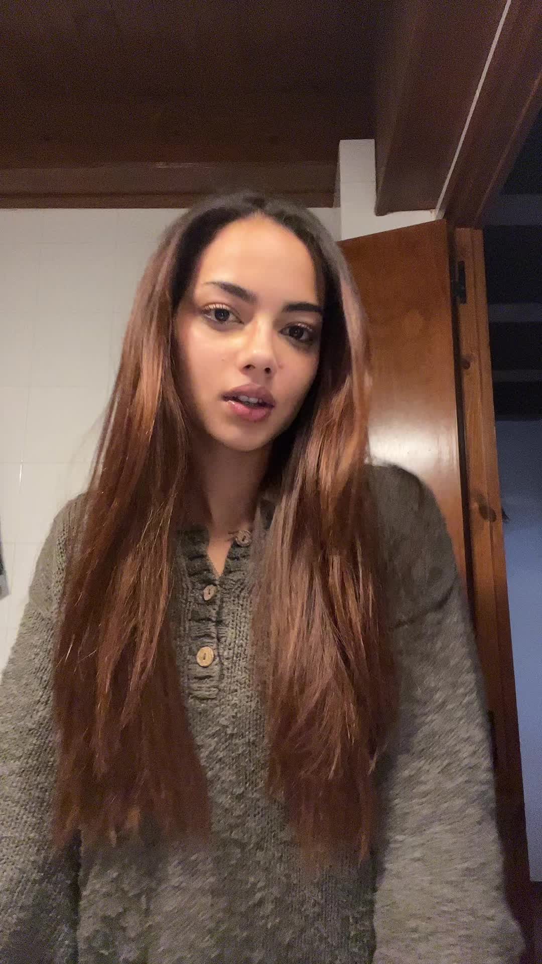 @Ana&iuml;s