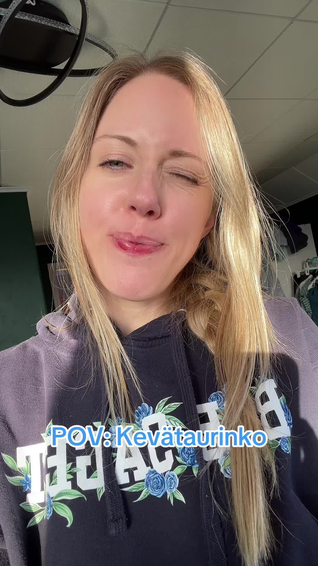 @Sarah Unhinged