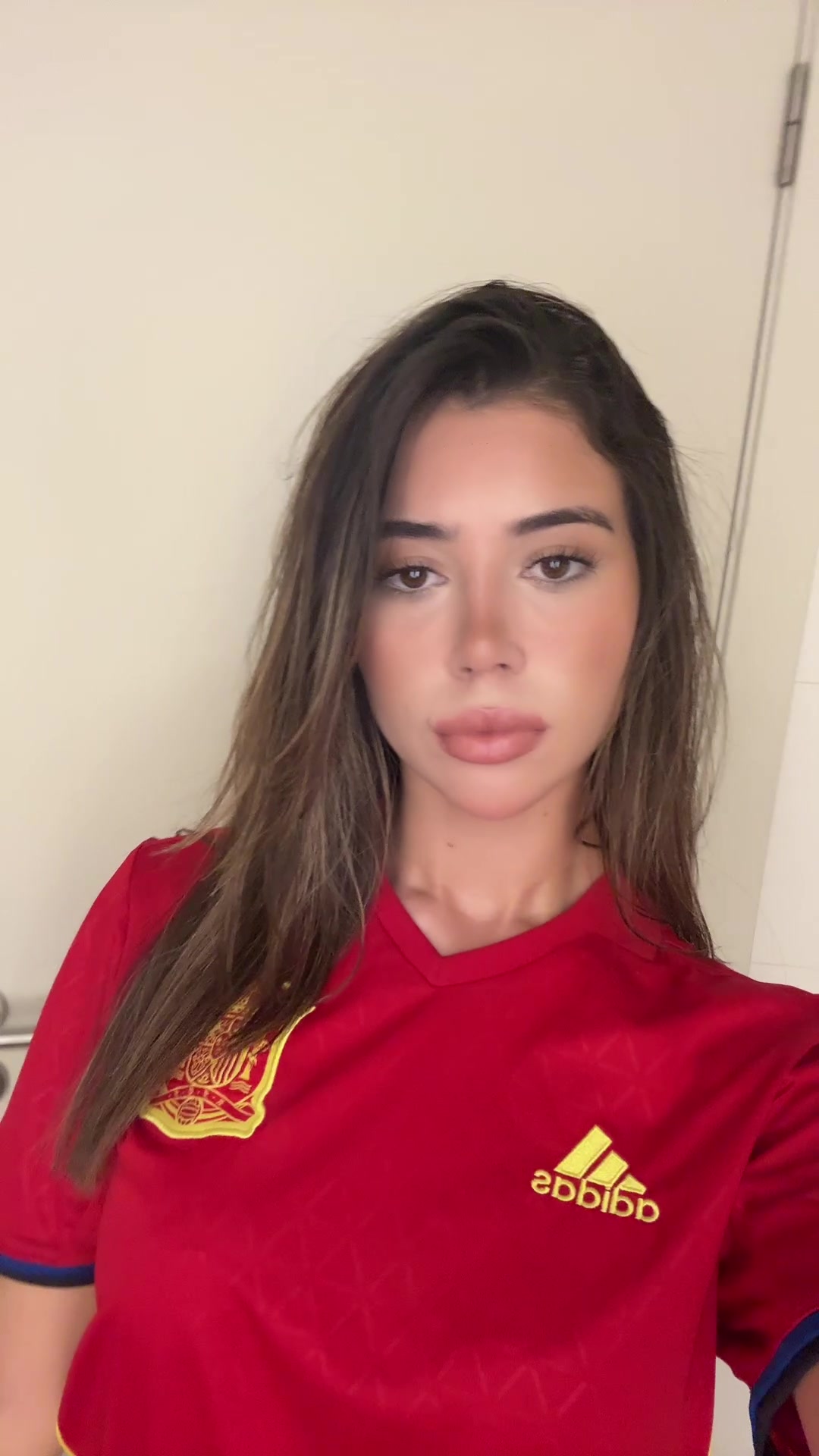 @is.sult4na