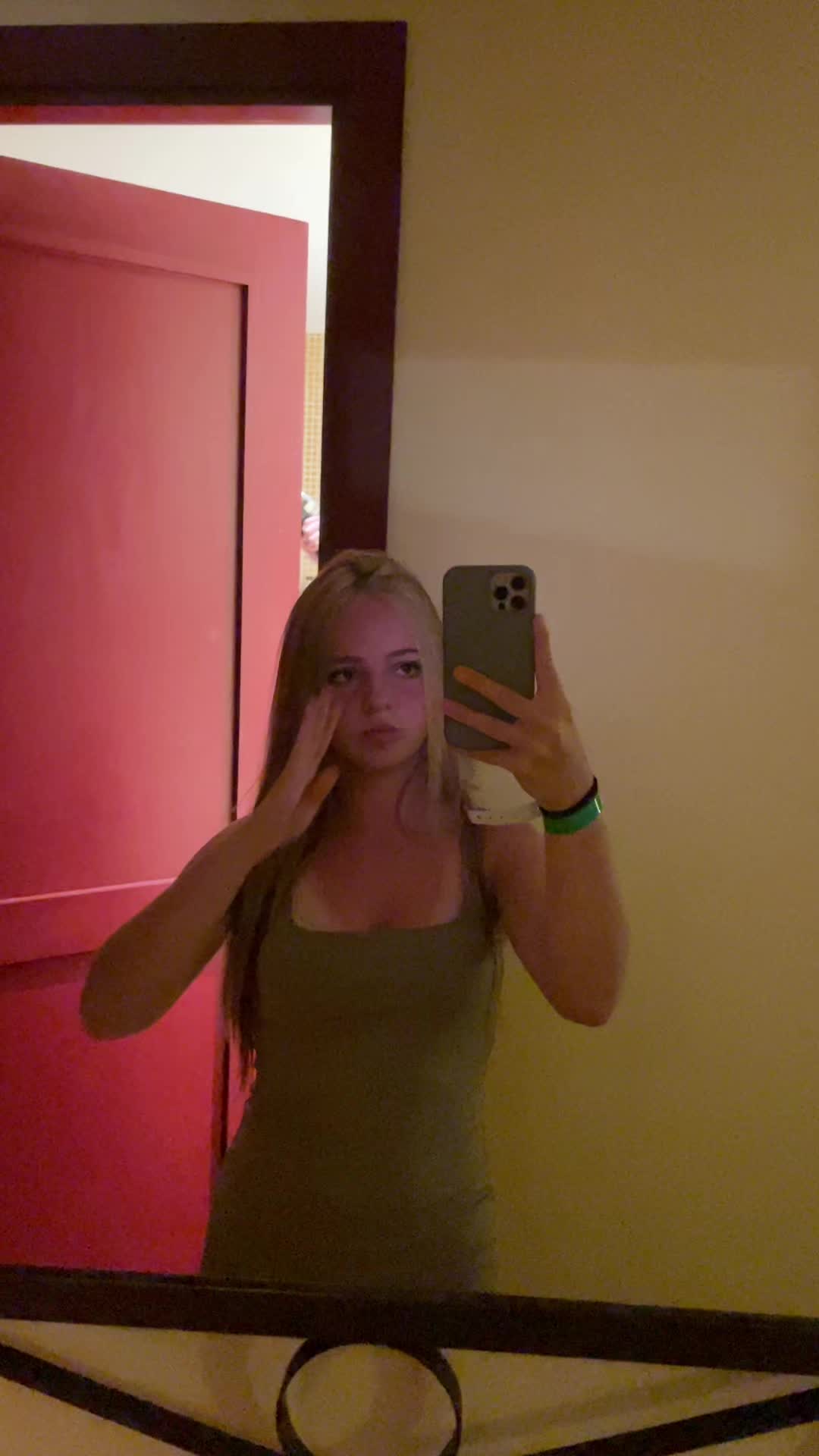 @𝐥𝐚𝐢𝐥𝐚🤞🏽