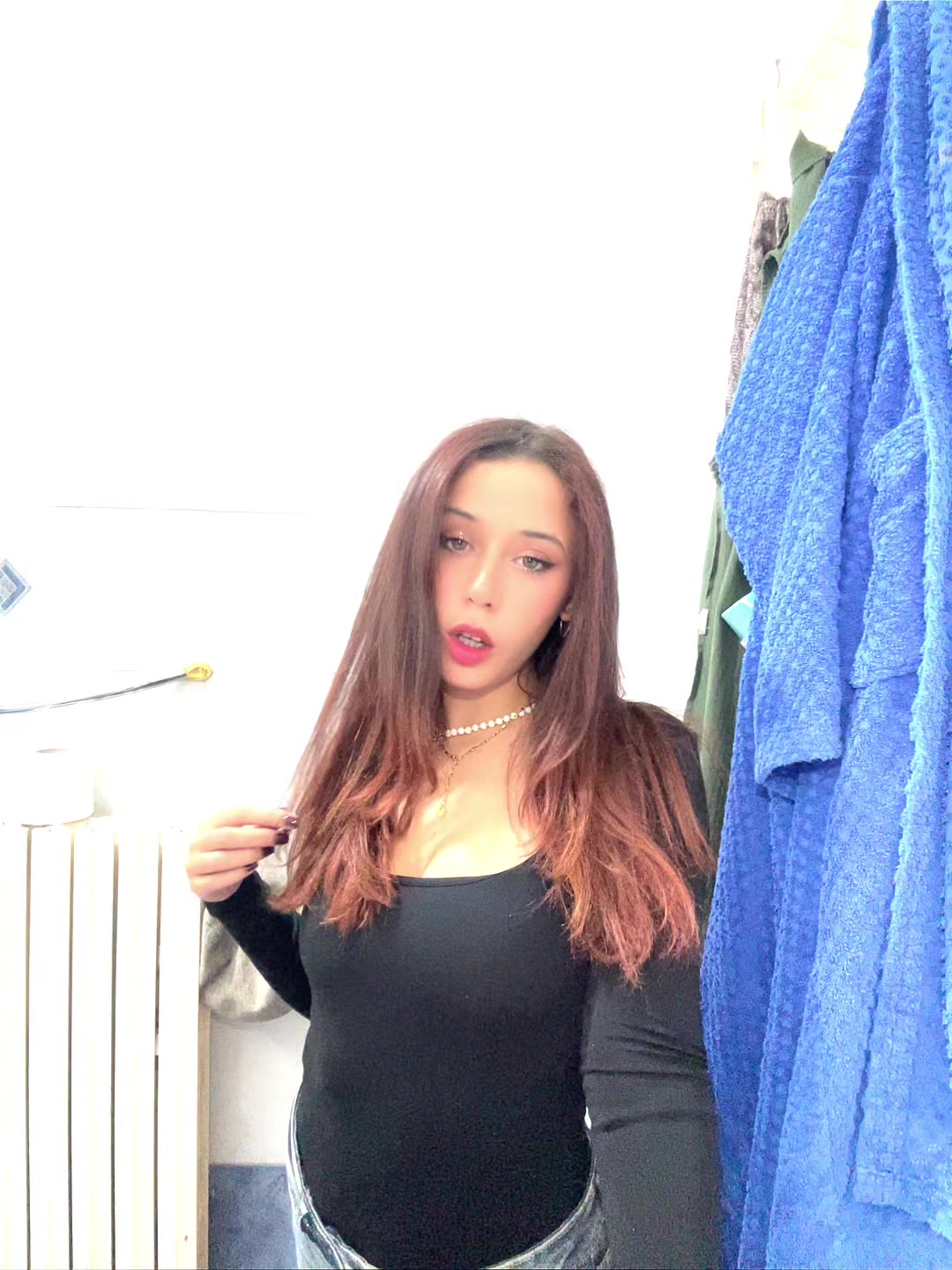 @Red&hearts;️💋🍷👹🍓🍒