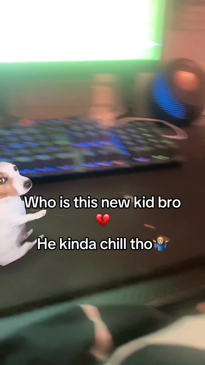 @Eemi✝️