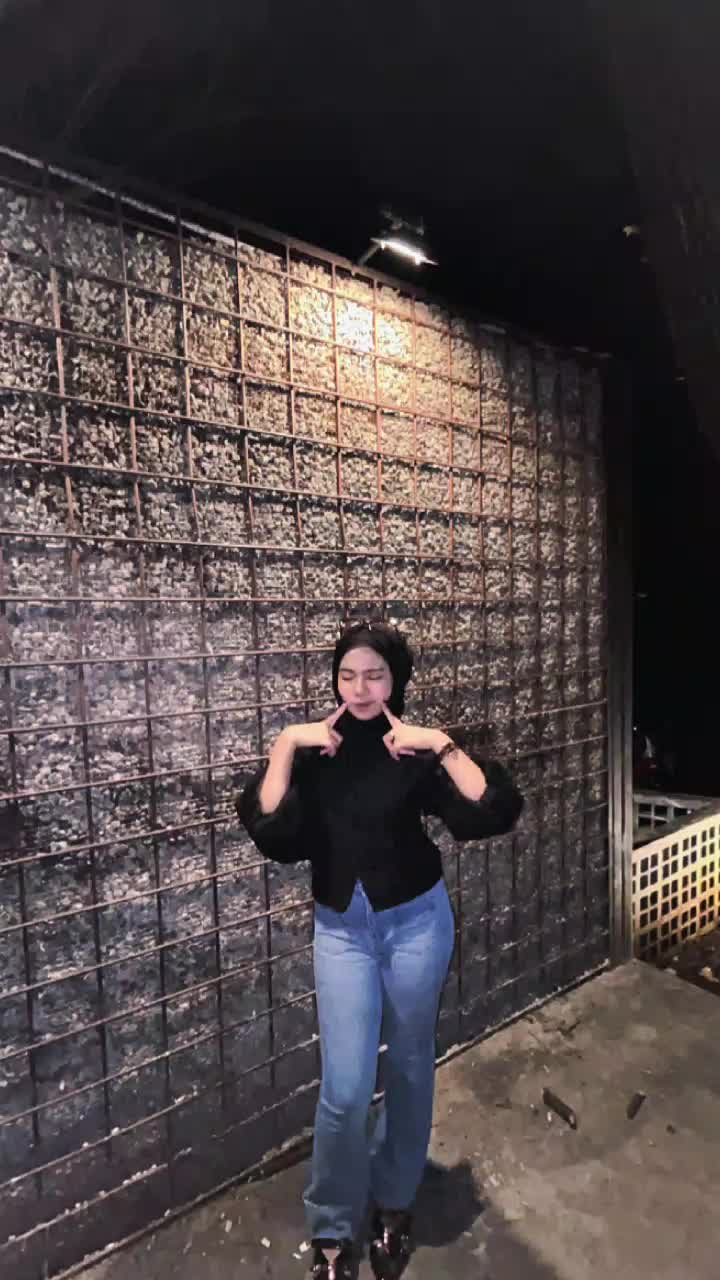 @AnggiAp