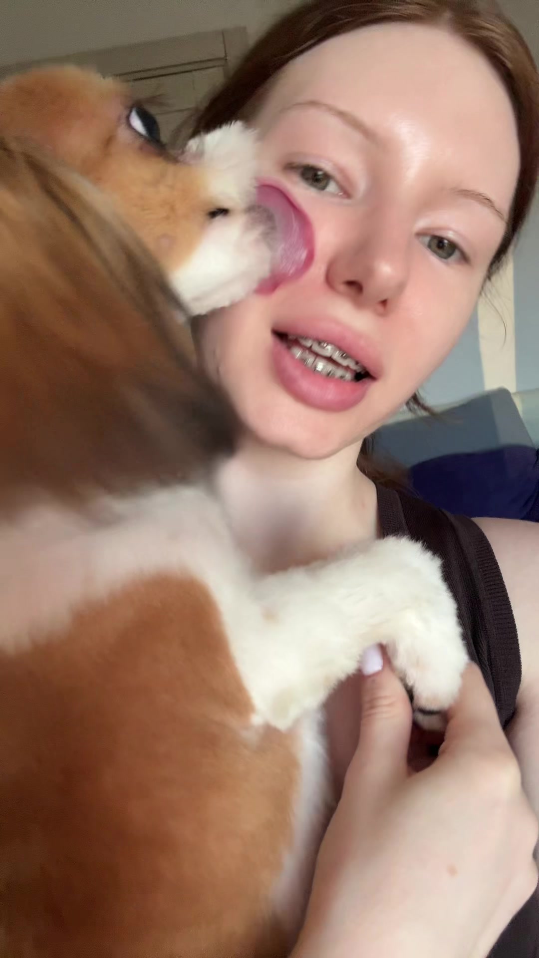 @Goldcherryy