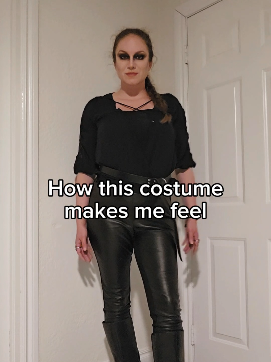 @LifeOfCosplay