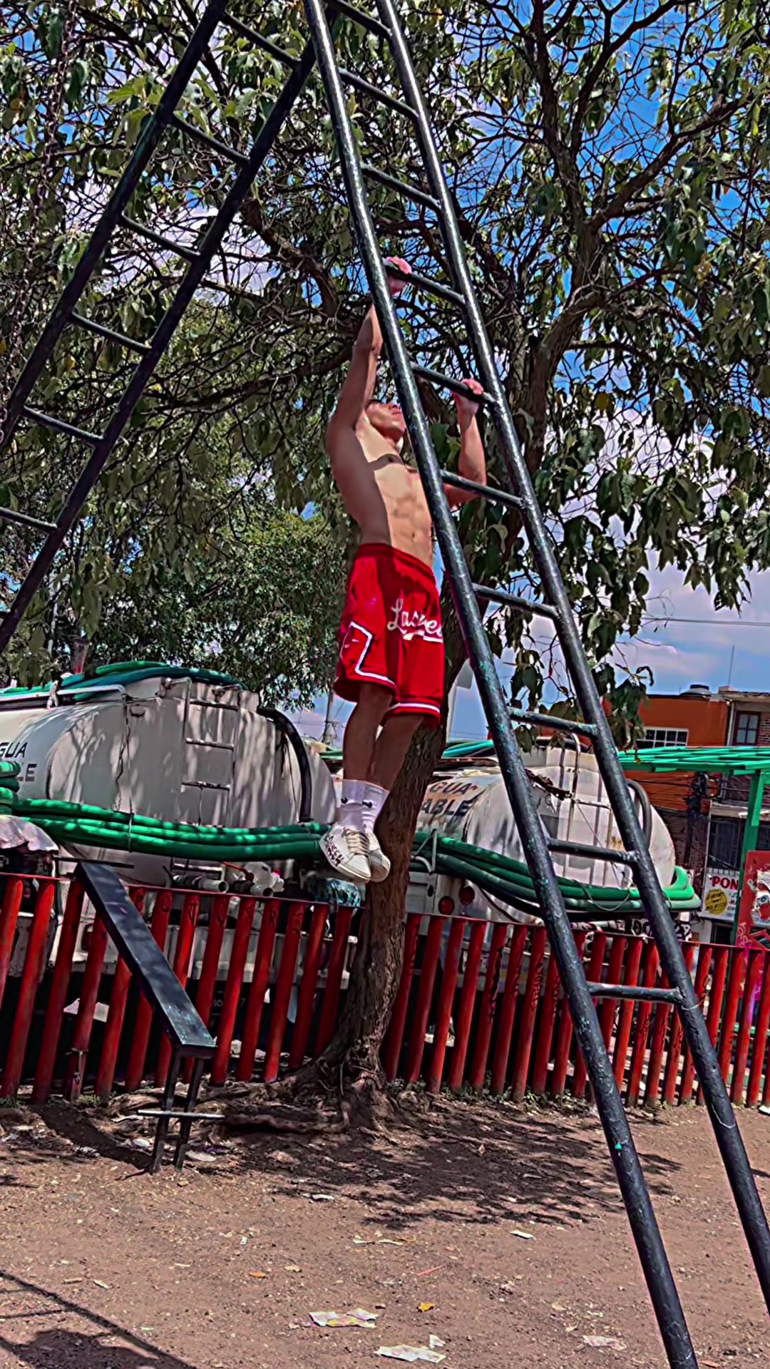 @Pakito_camale&oacute;nOficial