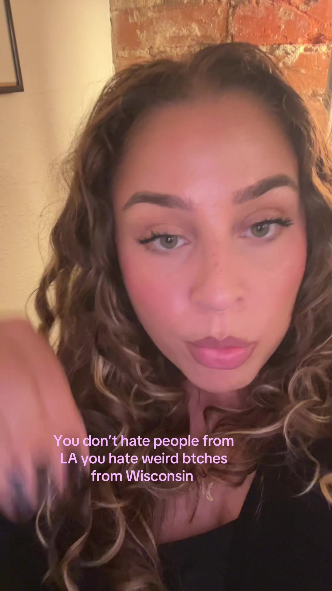 @zoefromtheinternet