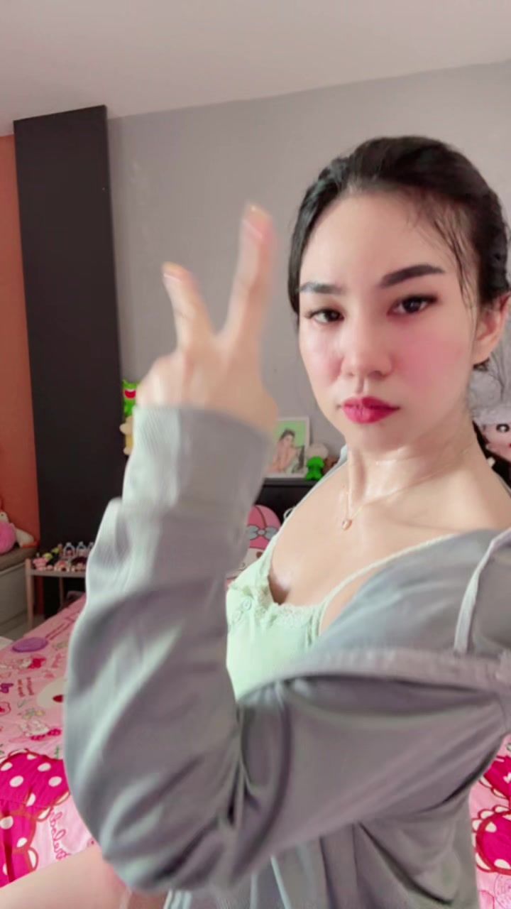 @น้องบัว ริศเยอะ