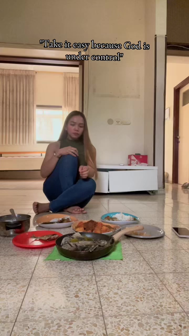 @Ella
