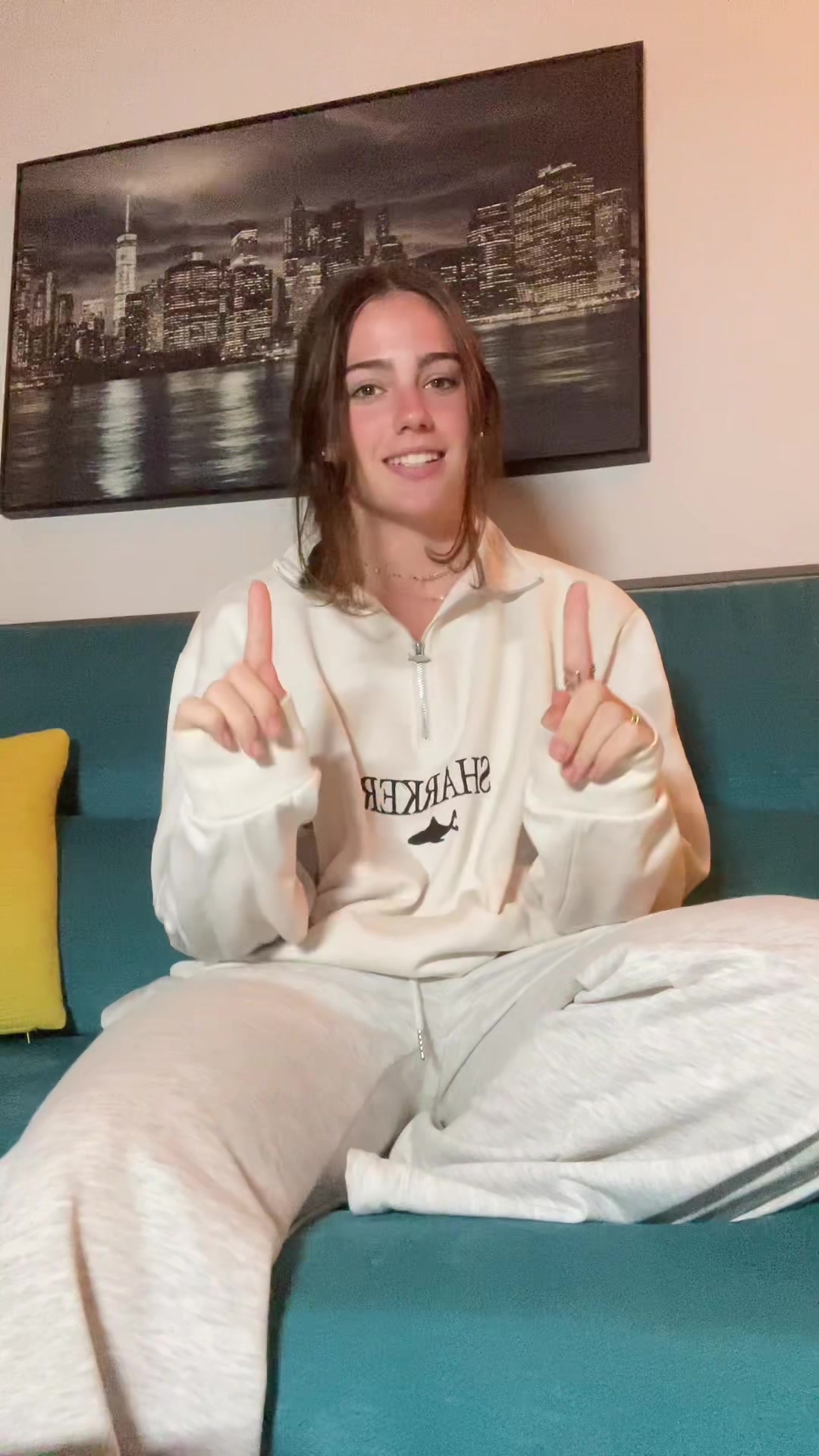 @laurabellmont