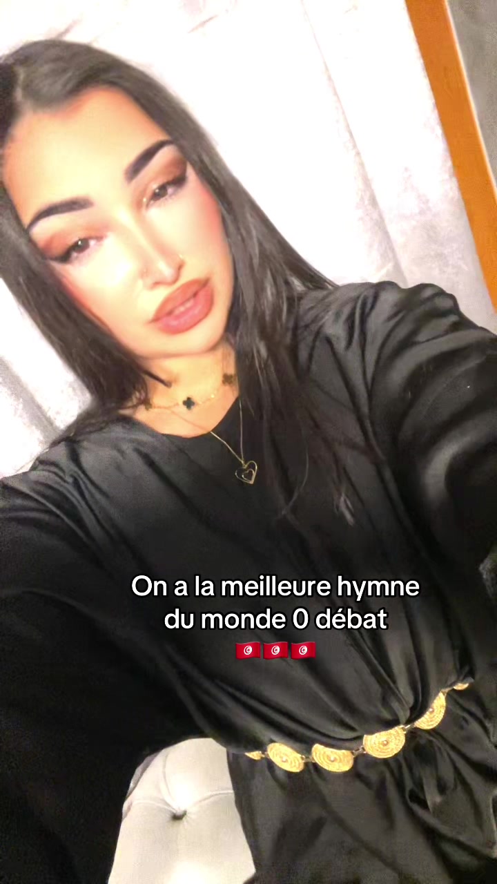 @🦋