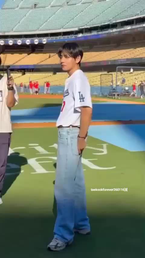 @UnRealLove