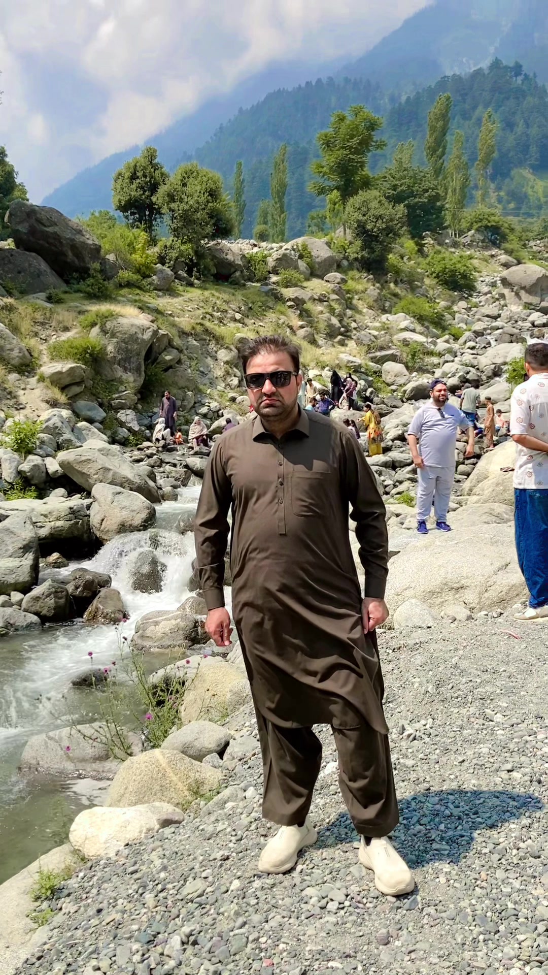 @Ferry_khan98