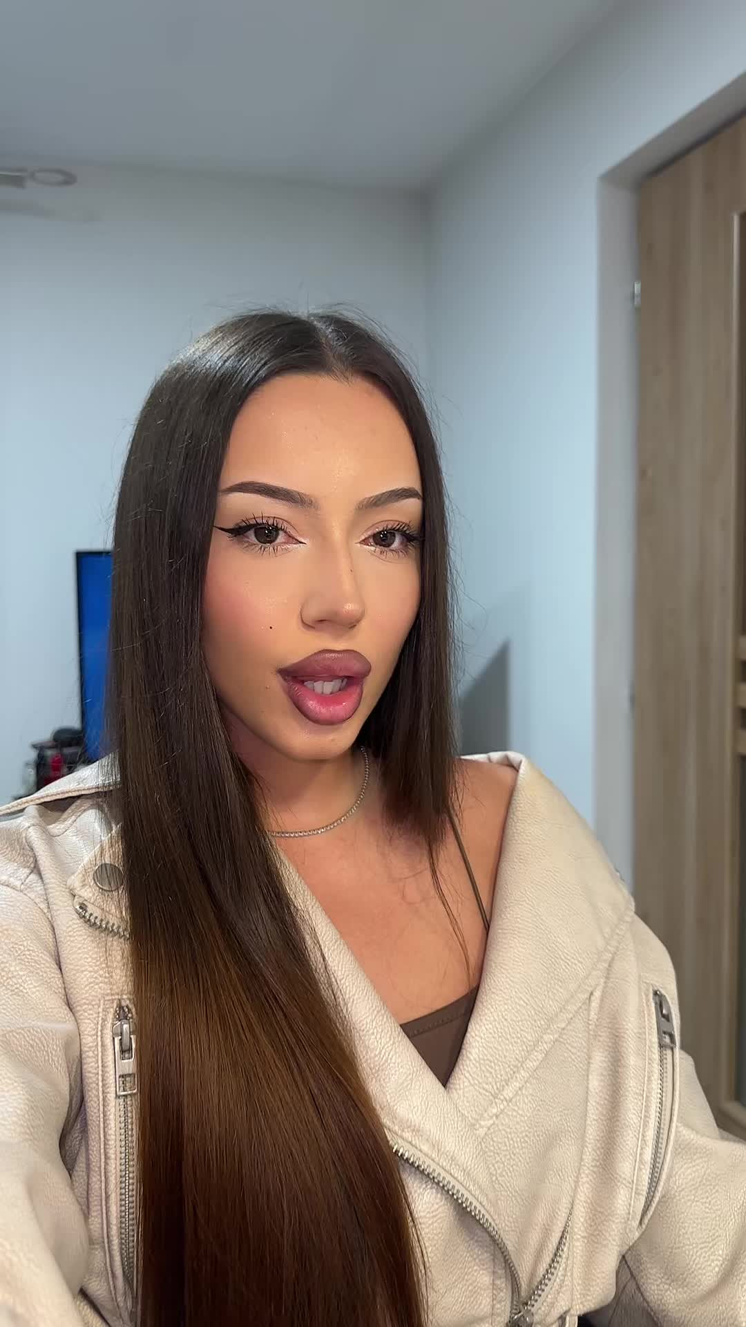 @F.