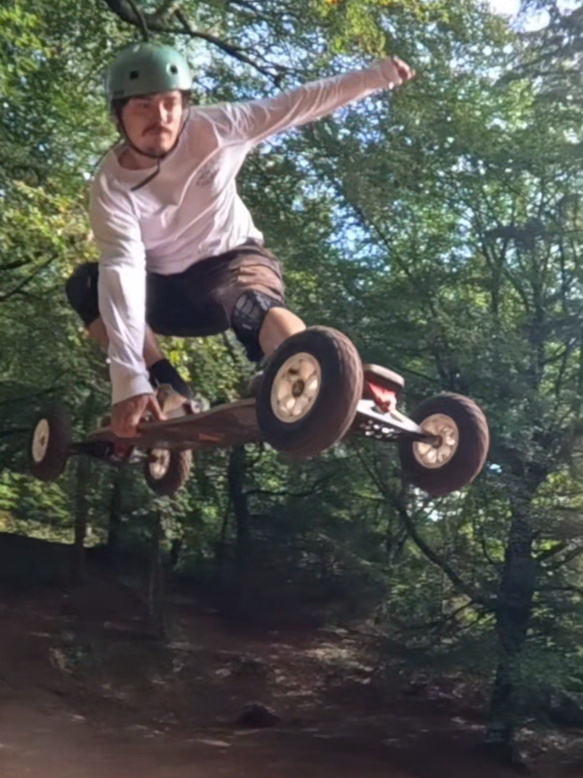 @UKMountainboarding