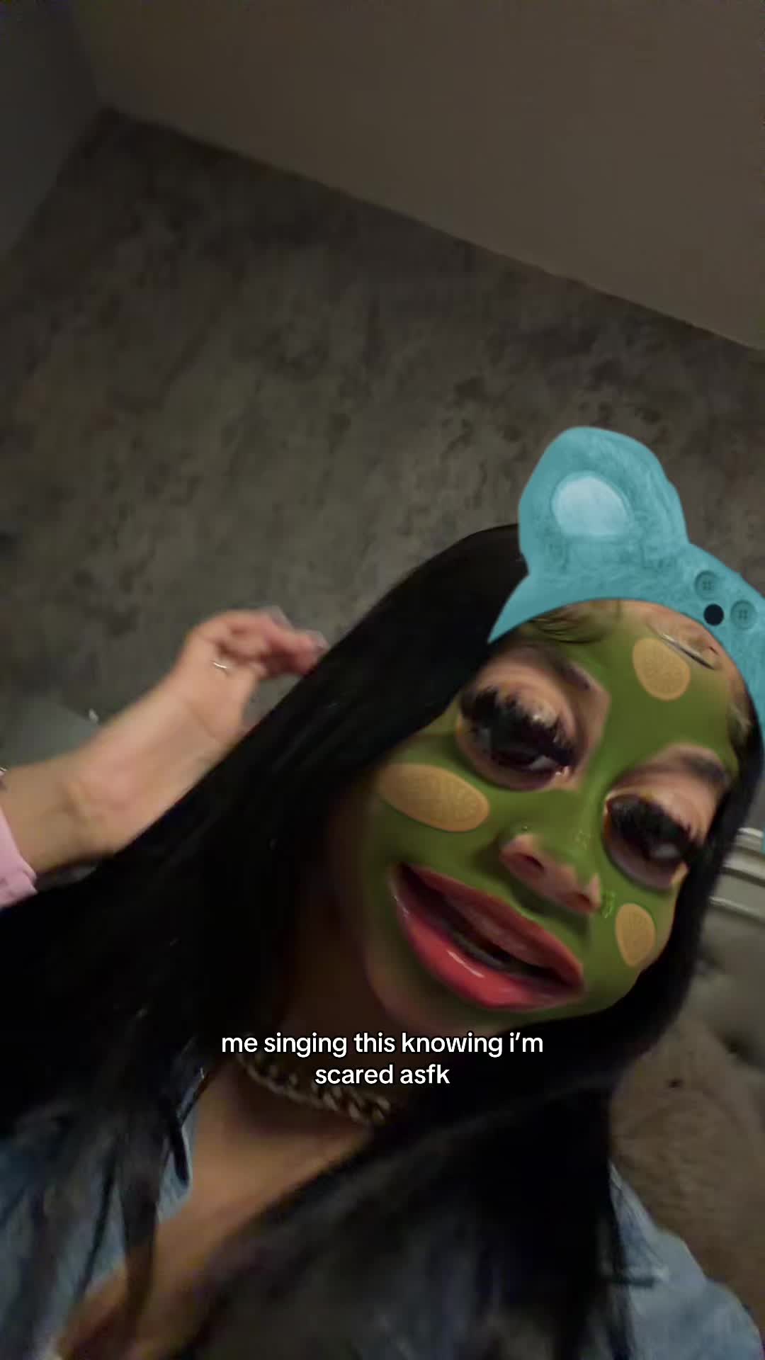 @aniya kemoraa ᥫ᭡