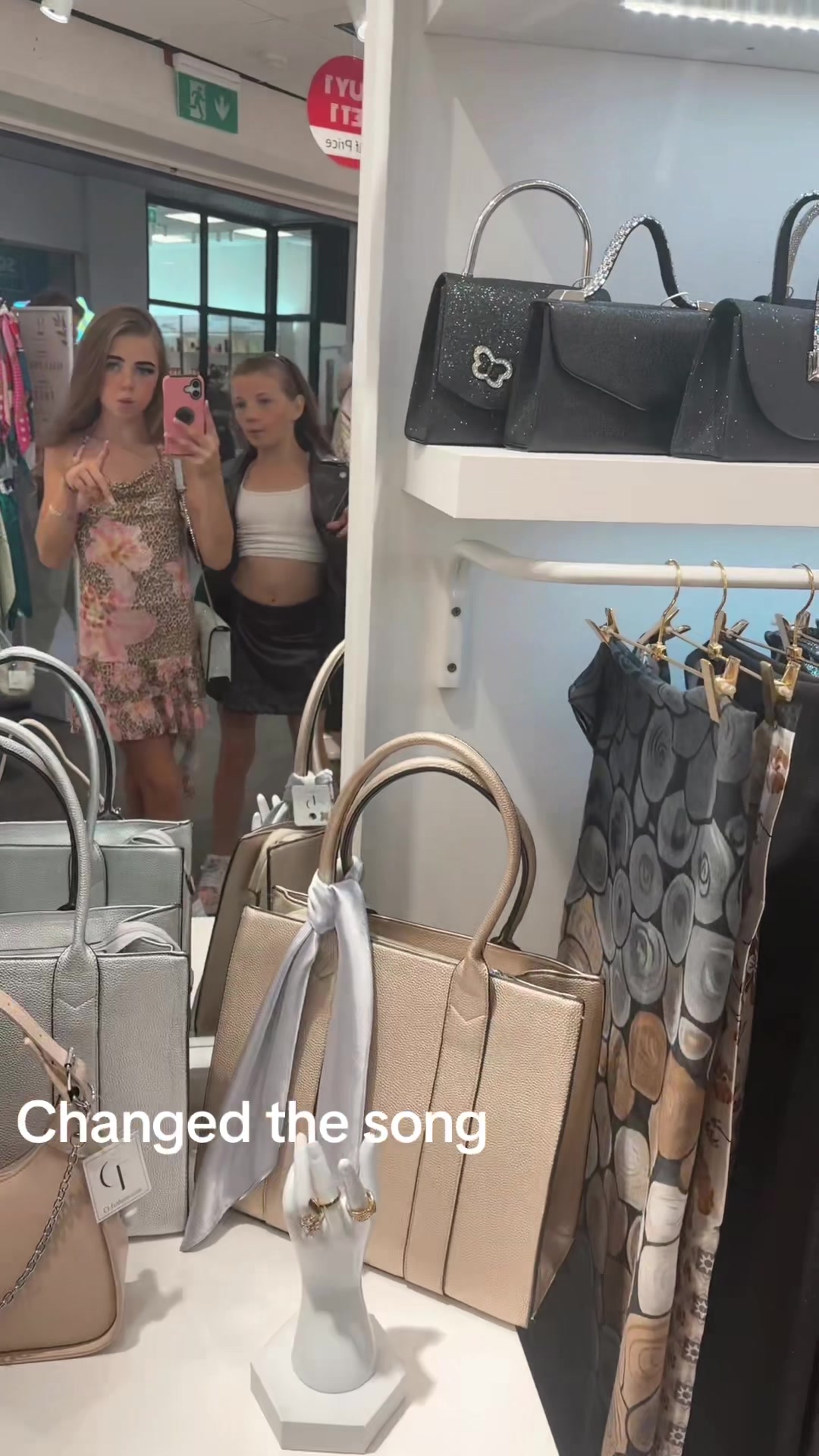 @✨ℳ✨