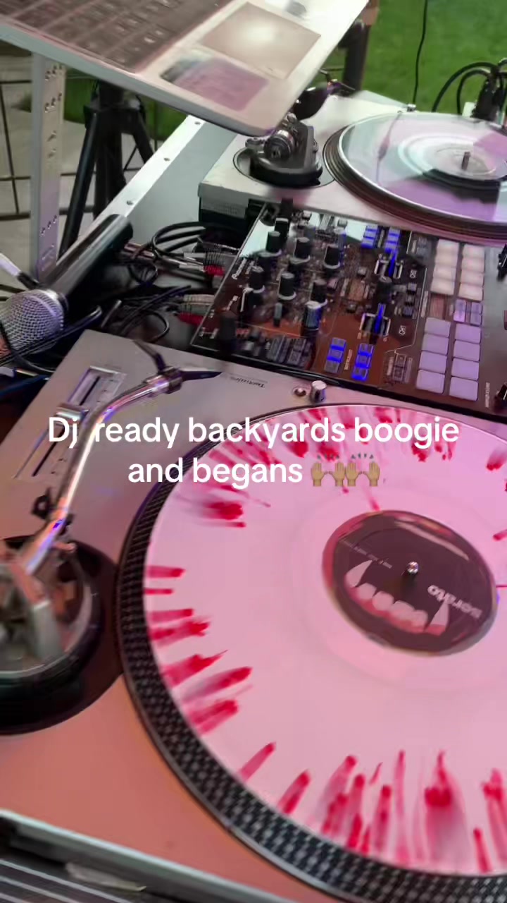 @Dj Ruben T