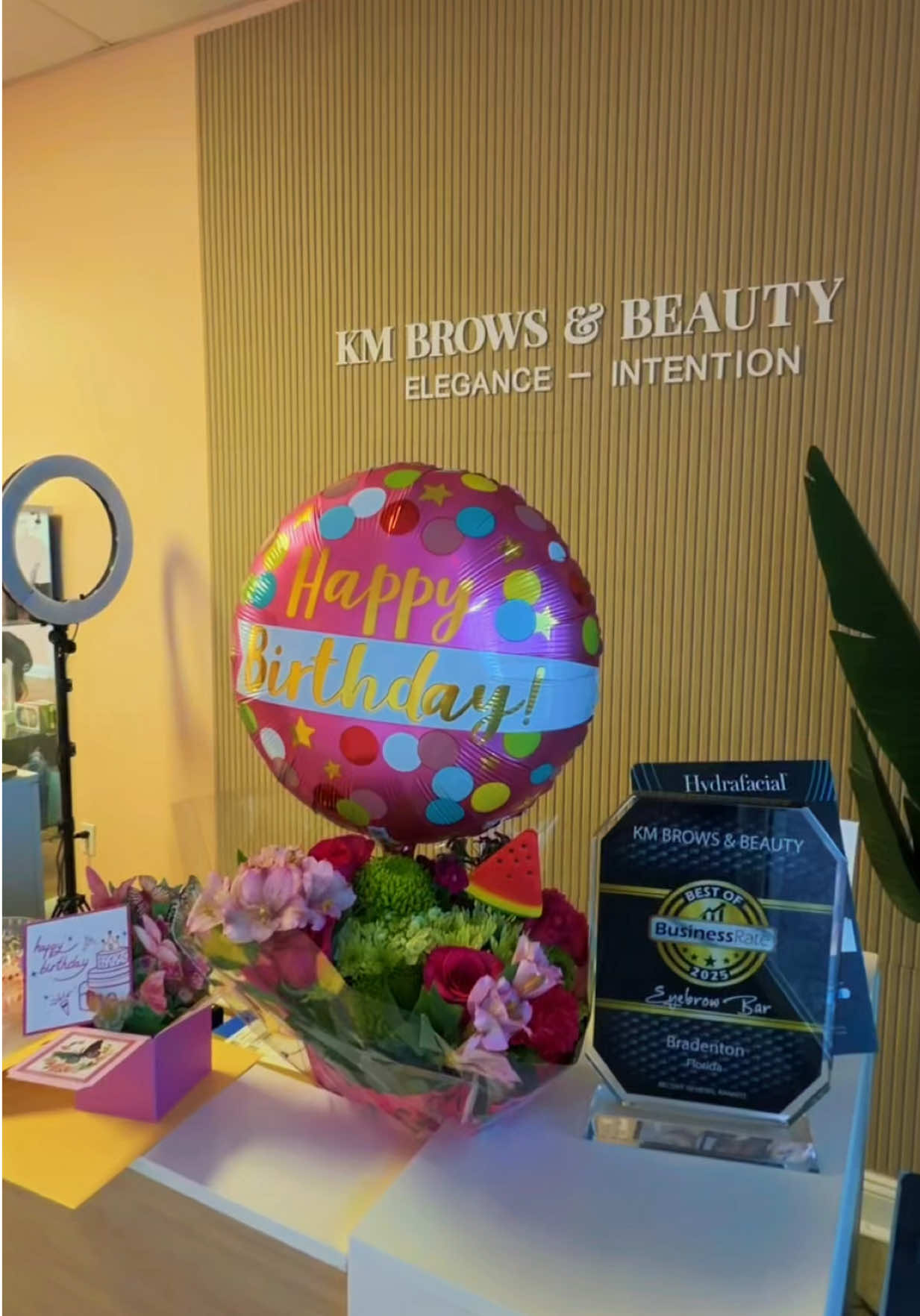 @KM Brows & Beauty